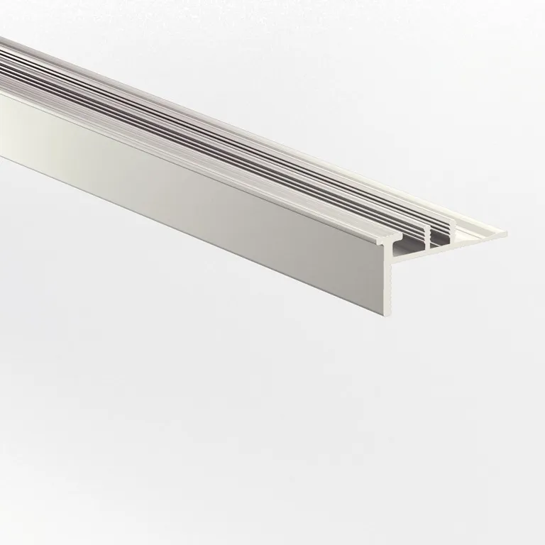 Obras accesorios  GQS_Incizo  Incizo Subperfil Aluminio para escalera